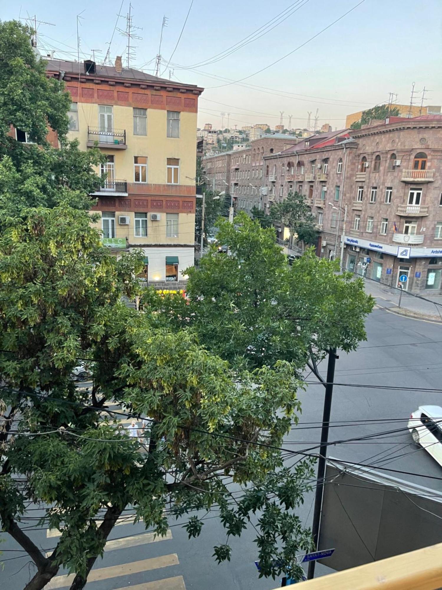Yerevan Downtown Luxe Lejlighed Eksteriør billede